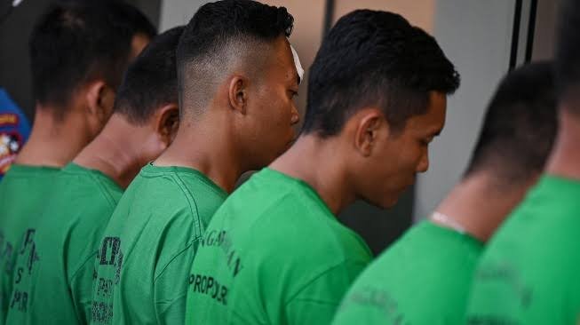 Desakan Massa Berbuah Hasil, Polisi Ungkap Identitas Anggota Brimob yang Lindas Ojol di Pejompongan